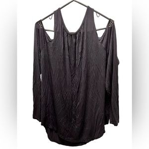 Women’s XL black cold shoulder long sleeve tunic length top